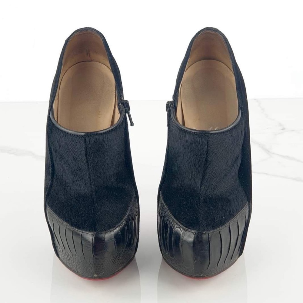 Christian Louboutin Sexy Bootie - Picture 4 of 8